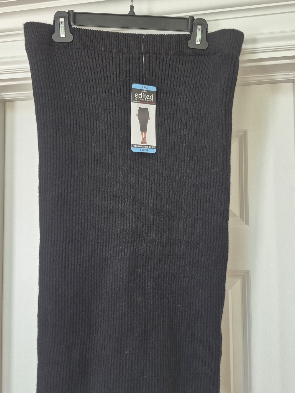 Brand New Edited black ribbed knit midi skirt in size L